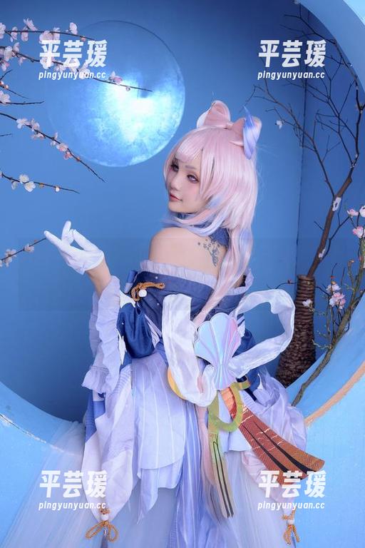 Joyce Lin2x的职业装不止是西装，还有那种奇妙的姿态，图包见证一切！